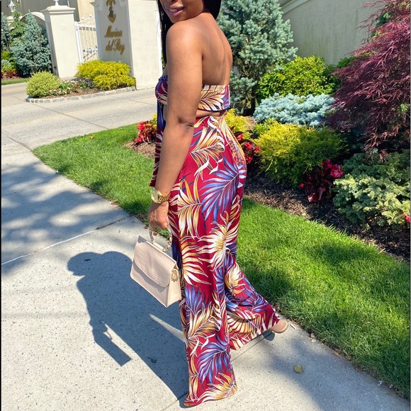 2 Piece Printed Pineapple Leaves Pant Set - Picture 2 of 2